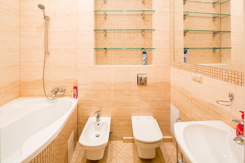 Do Lvova Central Apartments ภายนอก รูปภาพ