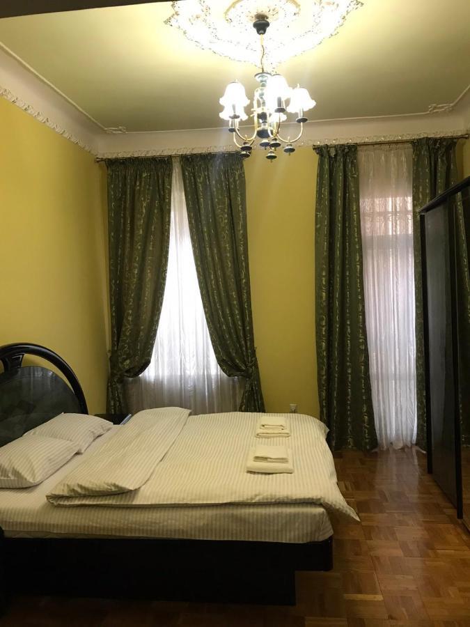 Do Lvova Central Apartments ภายนอก รูปภาพ