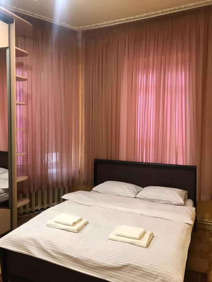 Do Lvova Central Apartments ภายนอก รูปภาพ